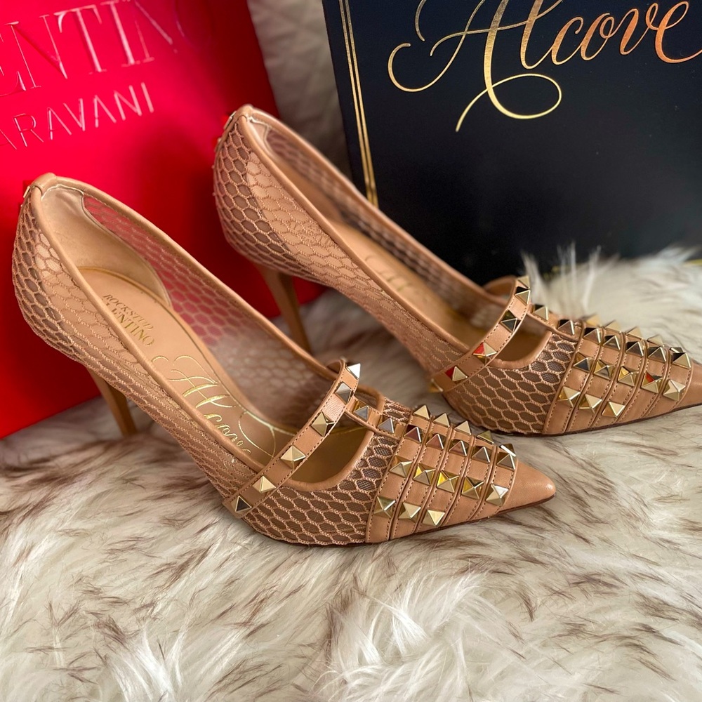 Valentino Rockstud Garavani pumps